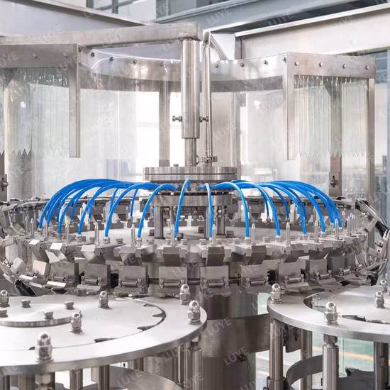 Máquina automática de embalagem de água potável pura para bebidas de plástico para animais de estimação Sopro, enchimento, rotulagem